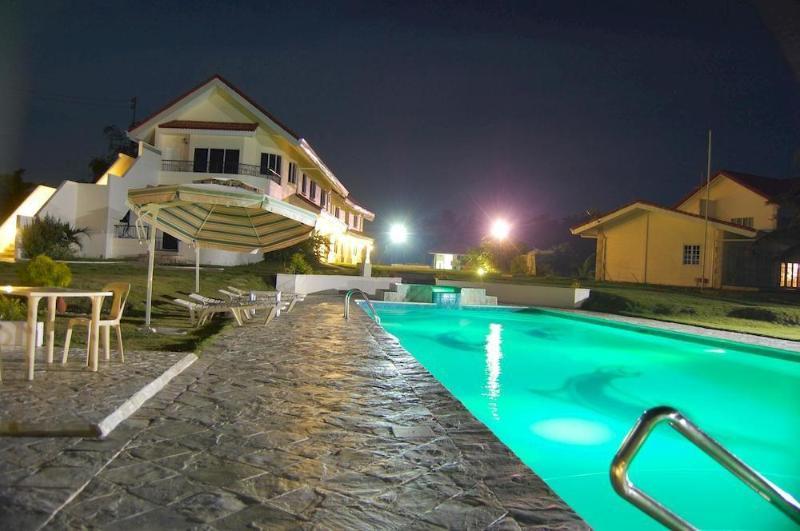 Sherwood Bay Resort & Aqua Sports Inc. Sunacolan Dış mekan fotoğraf