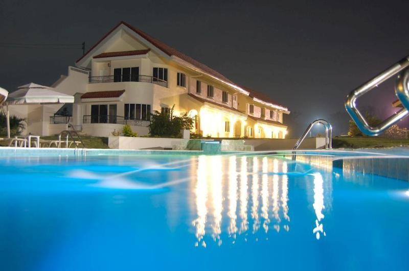 Sherwood Bay Resort & Aqua Sports Inc. Sunacolan Dış mekan fotoğraf