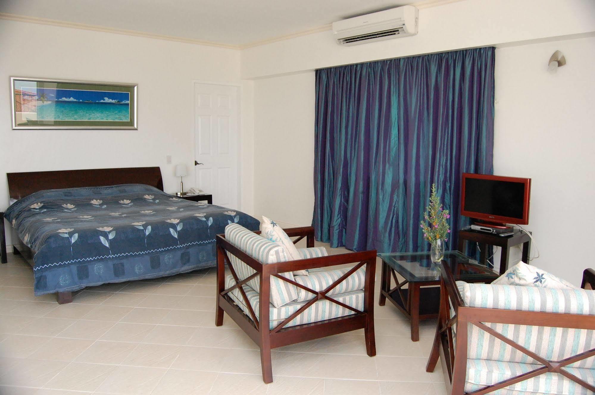 Sherwood Bay Resort & Aqua Sports Inc. Sunacolan Dış mekan fotoğraf